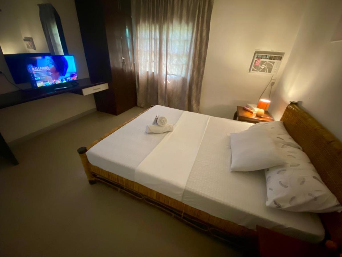 Hiraya Bed And Breakfast Roxas Extérieur photo